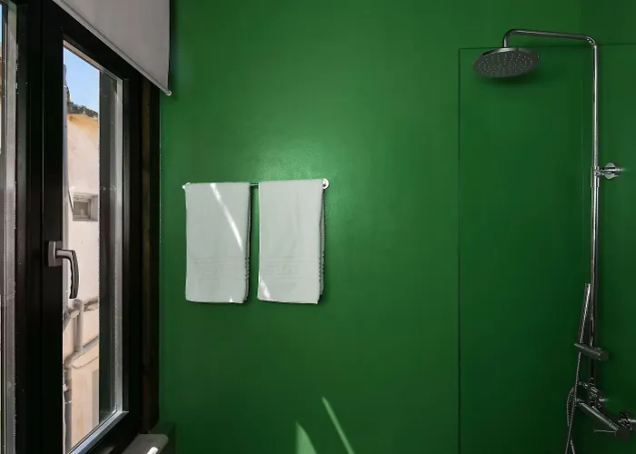 Nonnalena Boutique *