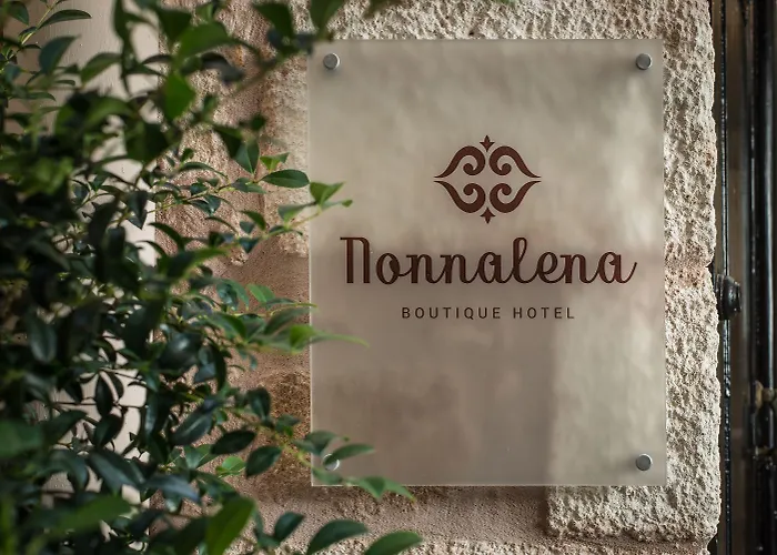 Nonnalena Boutique